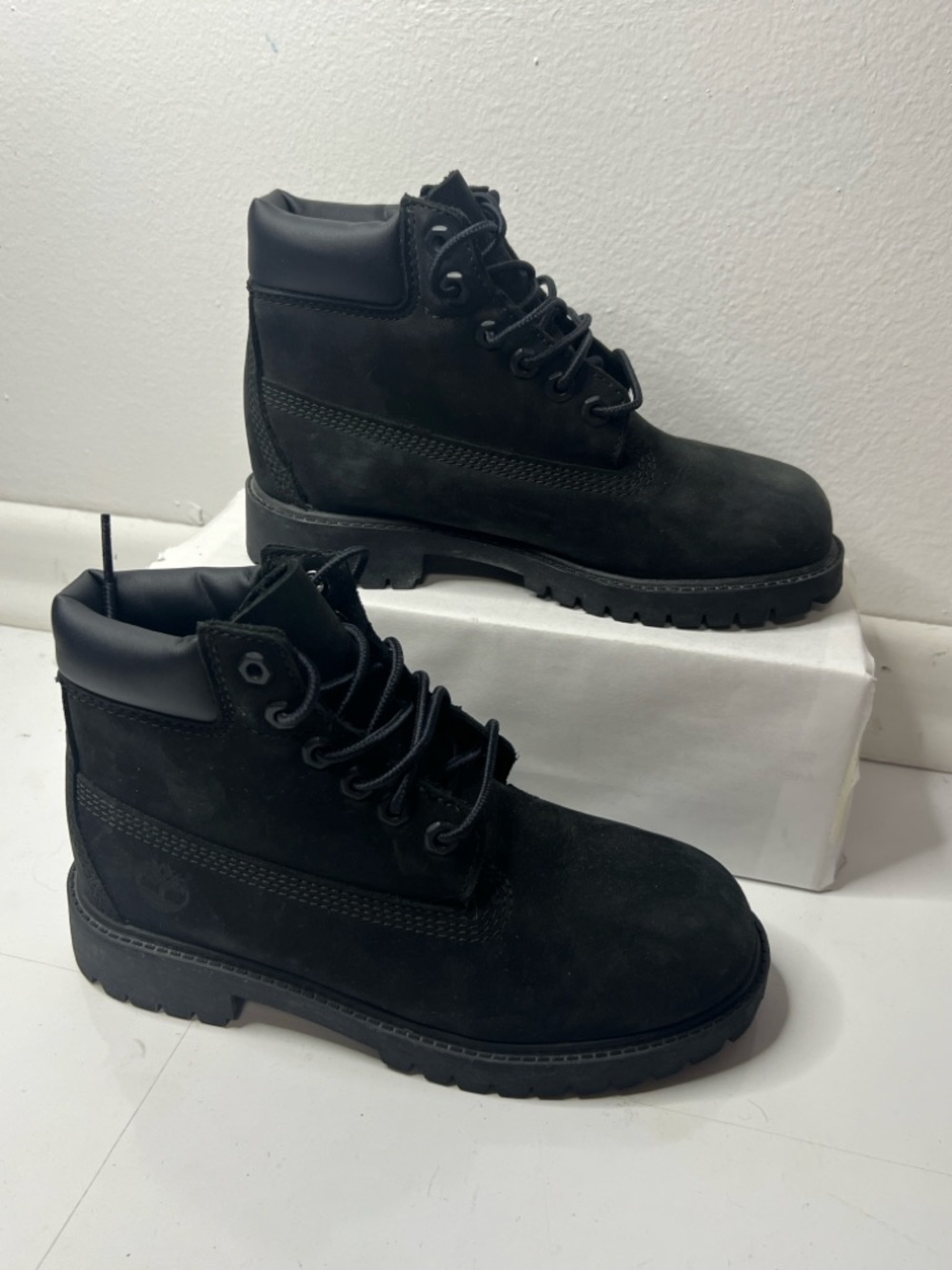 Timberland Boots size 1.5 Young Black Leather Boots Boys